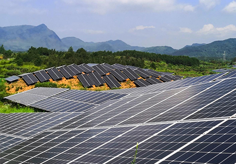 Proyecto de central de energía fotovoltaica centralizada para el alivio de la pobreza en varias aldeas de 6MW 6MW en tongshan, Hubei